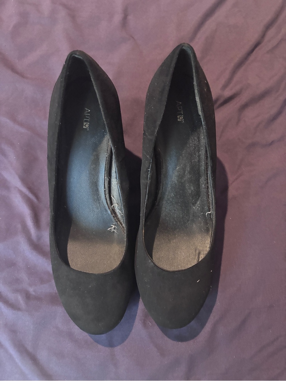 Apt. 9 Black Suede Round-Toe Low Heel Pumps